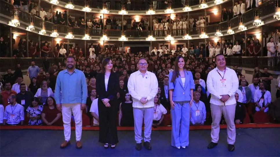 Bajo el lema "Uniendo voluntades, enlazando voces, proponiendo ideas", el encuentro arrancó con la participación virtual de directivos, representantes y colaboradores de 30 radios universitarias y sistemas de radio públicos nacionales e internacionales