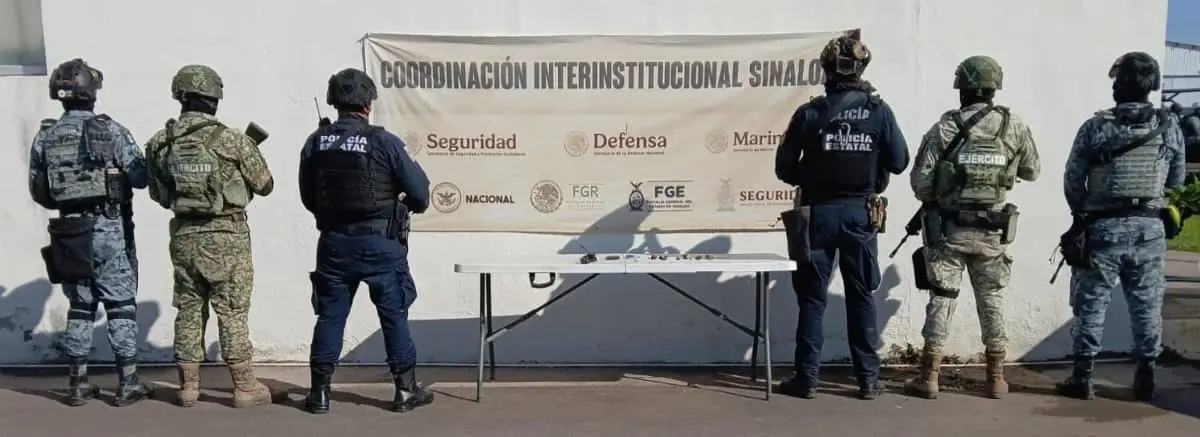 Aseguran celulares y puntas de acero en revisión al Penal de Aguaruto en Culiacán Aseguran celulares y puntas de acero en revisión al Penal de Aguaruto en Culiacán