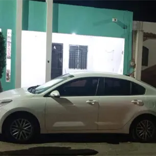 Autoridades recuperan un vehículo que había sido robado en Culiacán