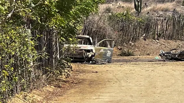Muerto en ataque con explosivos en Sanalona intentó escapar y terminó sin vida en el asiento de su camioneta Muerto en ataque con explosivos en Sanalona intentó escapar y terminó sin vida en el asiento de su camioneta