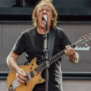 ¿Quién es Stevie Young? El músico de AC/DC que genera incertidumbre ¿Quién es Stevie Young? El músico de AC/DC que genera incertidumbre