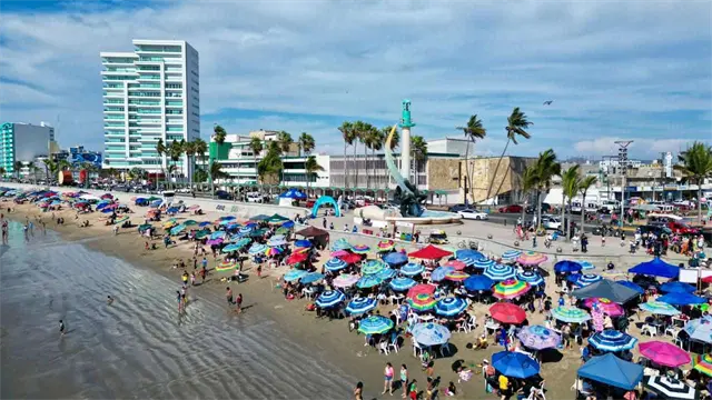 Más de 94 mil personas disfrutaron de Mazatlán el sábado de Semana Santa