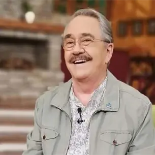 Pedro Sola se queja del Aeropuerto de Guadalajara por largas distancias para usuarios de Uber Pedro Sola se queja del Aeropuerto de Guadalajara por largas distancias para usuarios de Uber