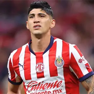 Alan Pulido deja de ser jugador de Chivas
