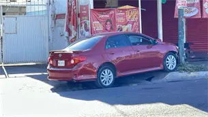 Asesinan a balazos al conductor de un automóvil en el sector Abastos de Culiacán
