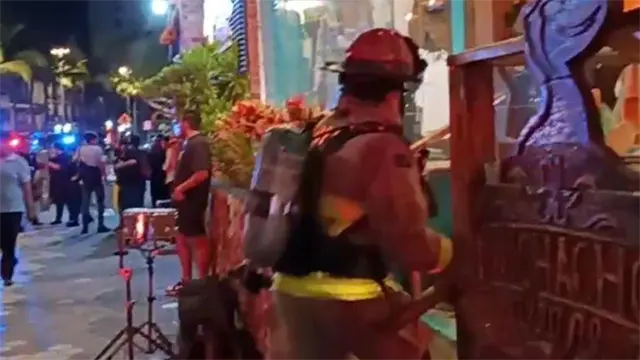Se incendia el restaurante El Muchacho Alegre en Playa Norte, Mazatlán