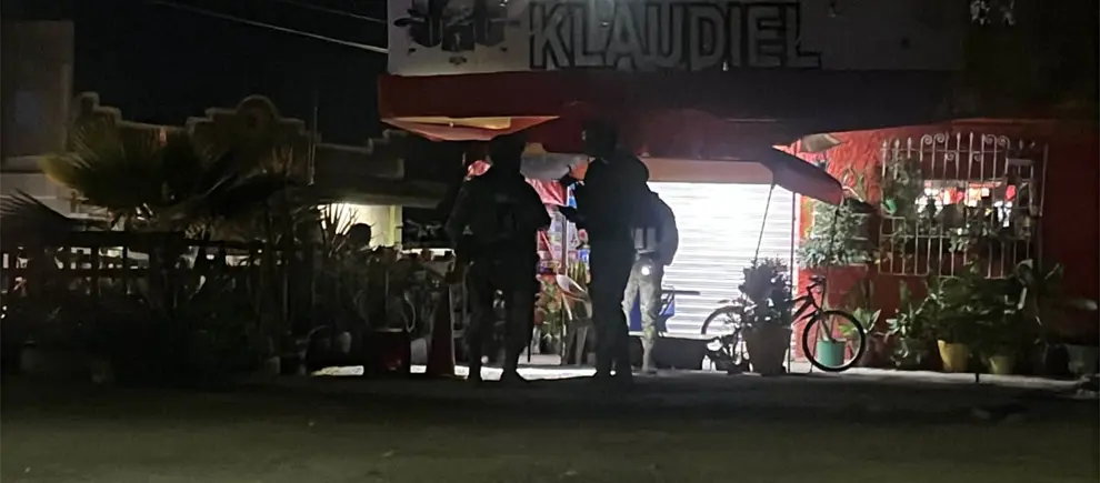 Atentado en abarrote de la colonia Emiliano Zapata deja dos mujeres muertas y tres heridos Atentado en abarrote de la colonia Emiliano Zapata deja dos mujeres muertas y tres heridos