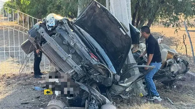 Fatal accidente en Guamúchil: joven muere tras choque contra un poste en la México 15