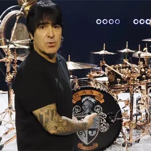 Así es la mítica batería de Alex de Maná; totalmente personalizada | VIDEO Así es la mítica batería de Alex de Maná; totalmente personalizada | VIDEO