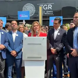 Maru Campus comparece ante FGR en la CDMX; a la gobernadora de Chihuahua la investigan por caso CIA Maru Campus comparece ante FGR en la CDMX; a la gobernadora de Chihuahua la investigan por caso CIA