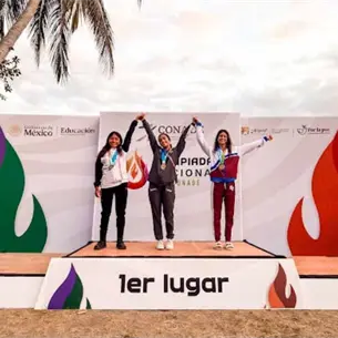 Sinaloa arranca con oro y plata en surfing de Olimpiada Nacional 2026