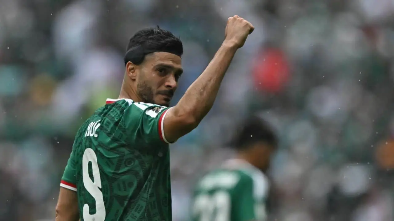 Raúl Jiménez y su accidente: Conoce por qué el futbolista mexicano tiene una banda de protección en la cabeza