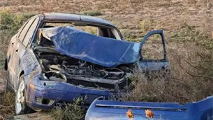 Localizan vehículo destrozado y abandonado en El Carrizo; se desconoce qué pasó con el conductor