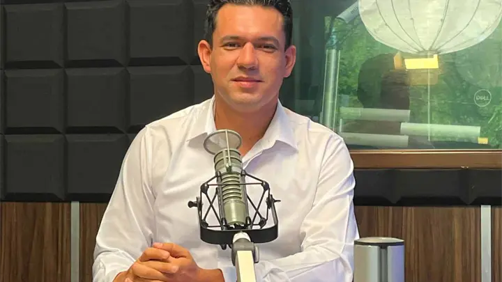 Kristiam Espinoza: Nada está definido, la coordinación de Morena en Sinaloa puede ser hombre o mujer Kristiam Espinoza: Nada está definido, la coordinación de Morena en Sinaloa puede ser hombre o mujer
