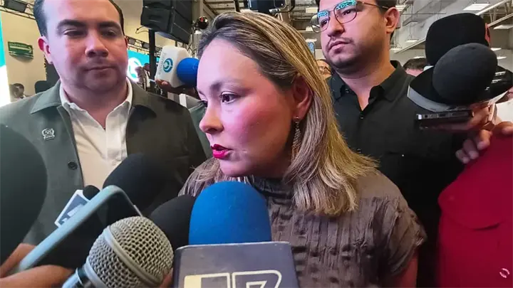 Yeraldine Bonilla afirma que retiro de visa a Andy López responde a un trasfondo político