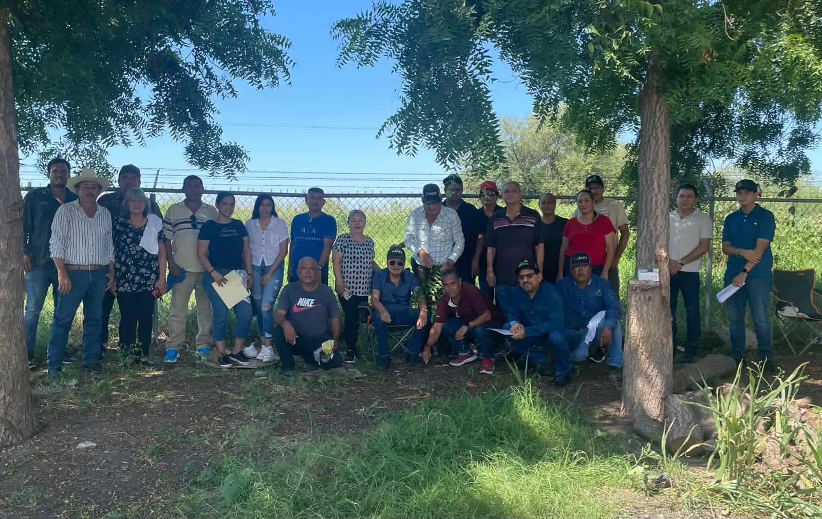 Campesinos toman bodega ANSA en Angostura por quedar fuera de apoyos de SADER Campesinos toman bodega ANSA en Angostura por quedar fuera de apoyos de SADER