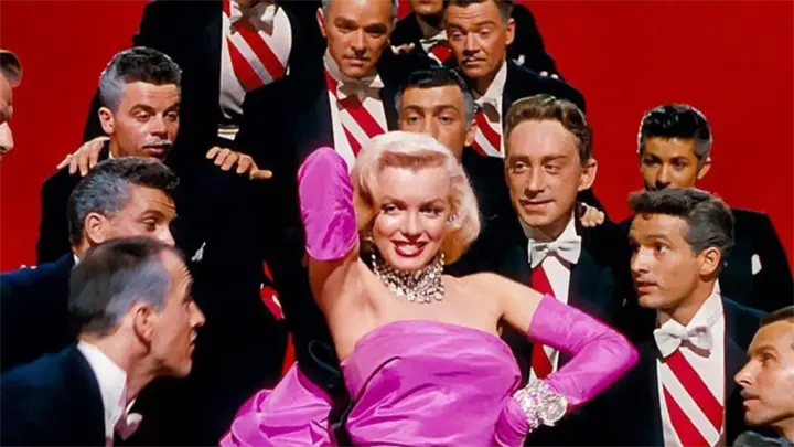 Marilyn Monroe llega a la colección de Mattel por sus 100 años: así es la muñeca Marilyn Monroe llega a la colección de Mattel por sus 100 años: así es la muñeca