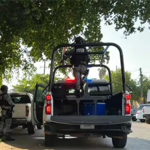 GN y Ejército sitian la FGR en Los Mochis; detienen a dos hombres armados en Choix