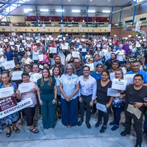 Graciela Domínguez beneficia a más de 200 microempresarios con entrega de equipos productivos