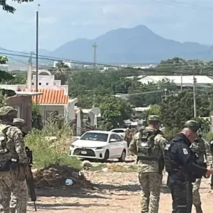 Fiscalía investiga si atentado contra Alma Rosa en Culiacán tiene relación con su actividad como madre buscadora