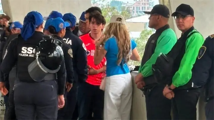¿Quién es Santiago Domínguez? El influencer aficionado de Cruz Azul envuelto en polémica en el Estadio Banorte ¿Quién es Santiago Domínguez? El influencer aficionado de Cruz Azul envuelto en polémica en el Estadio Banorte