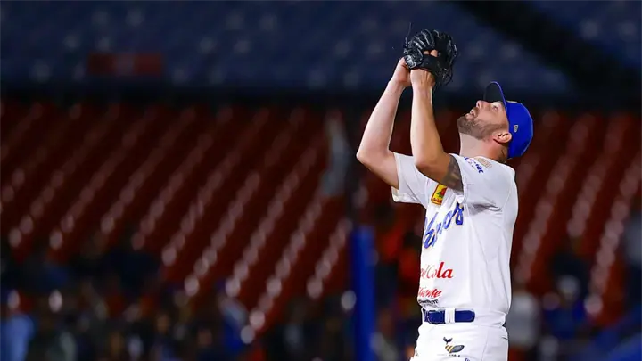 Trevor Clifton vuelve a Charros de Jalisco para la temporada 2026-2027