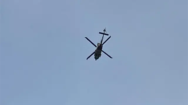 Helicóptero del Ejército realiza recorridos aéreos tras hechos violentos en Mazatlán