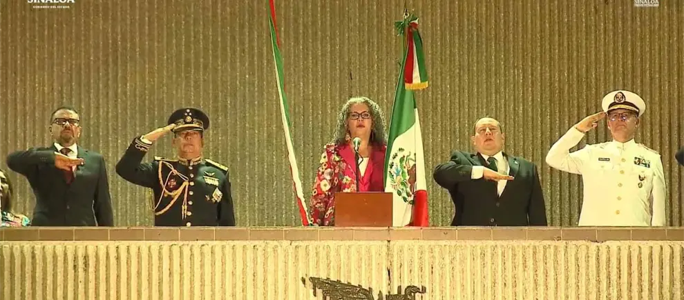 Viva la paz: Graciela Domínguez es la primera mujer que da el Grito de Independencia en Sinaloa Viva la paz: Graciela Domínguez es la primera mujer que da el Grito de Independencia en Sinaloa