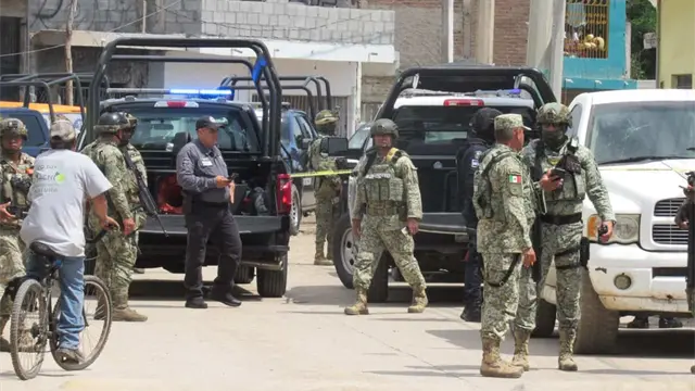 Balean a chicharronero en su casa en la 20 de Noviembre en Mazatlán