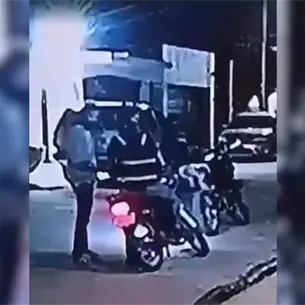 A punta de pistola asaltan a repartidor en Los Mochis; todo quedó grabado en VIDEO A punta de pistola asaltan a repartidor en Los Mochis; todo quedó grabado en VIDEO