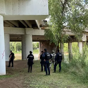 Encuentran cuerpo encobijado bajo el puente de la avenida Álvaro Obregón en Culiacán