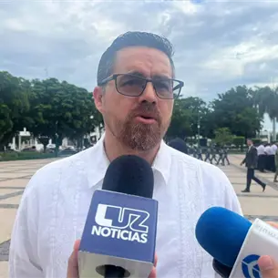 Cuitláhuac González descarta registrarse en una diputación federal por Morena Cuitláhuac González descarta registrarse en una diputación federal por Morena