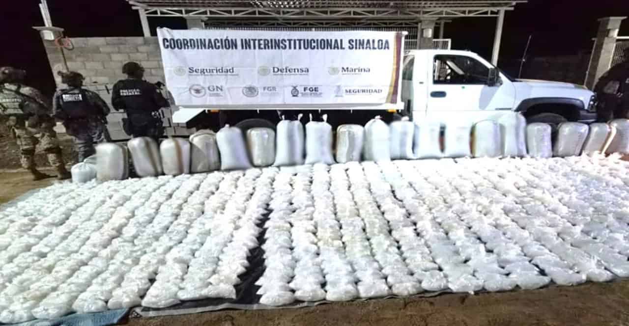 Aseguran más de 1.3 toneladas de metanfetamina durante operativo en Culiacán Aseguran más de 1.3 toneladas de metanfetamina durante operativo en Culiacán