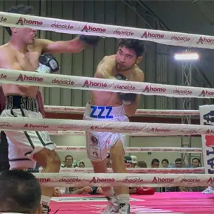 Paúl Night Night Rubio mantiene el invicto y se lleva la pelea estelar en Los Mochis ante el guanajuatense Christian Navarro