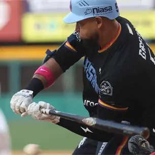 Algodoneros barre a Venados y marcha invicto Algodoneros barre a Venados y marcha invicto