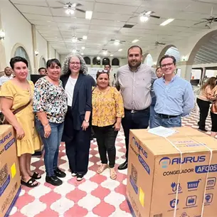 Graciela Domínguez entrega equipamiento a 58 emprendedores de San Ignacio