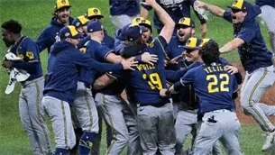 Cerveceros de Milwakee es campeón de la Serie Mundial 2026 por primera vez en su historia