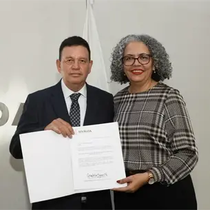Gobernadora Graciela Domínguez nombra nuevo director general del SATES
